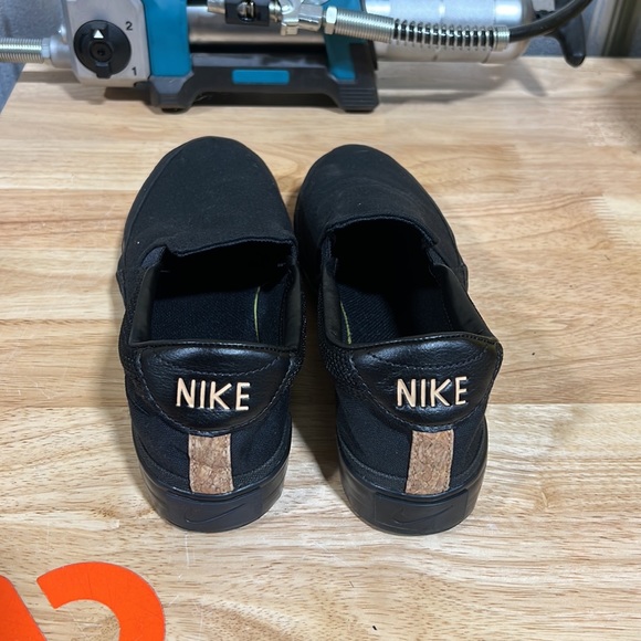 Nike SB Slip On Black Canvas Shoe Men’s 7.5 EUC - Picture 2 of 7
